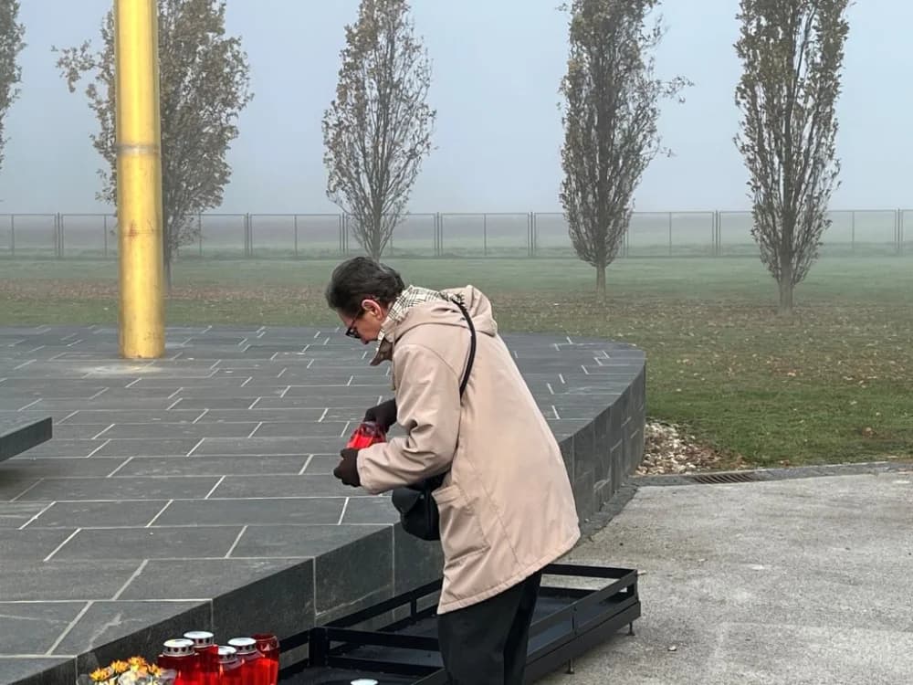 Blagdan Svih svetih na požeškim grobljima (FOTOGALERIJA)