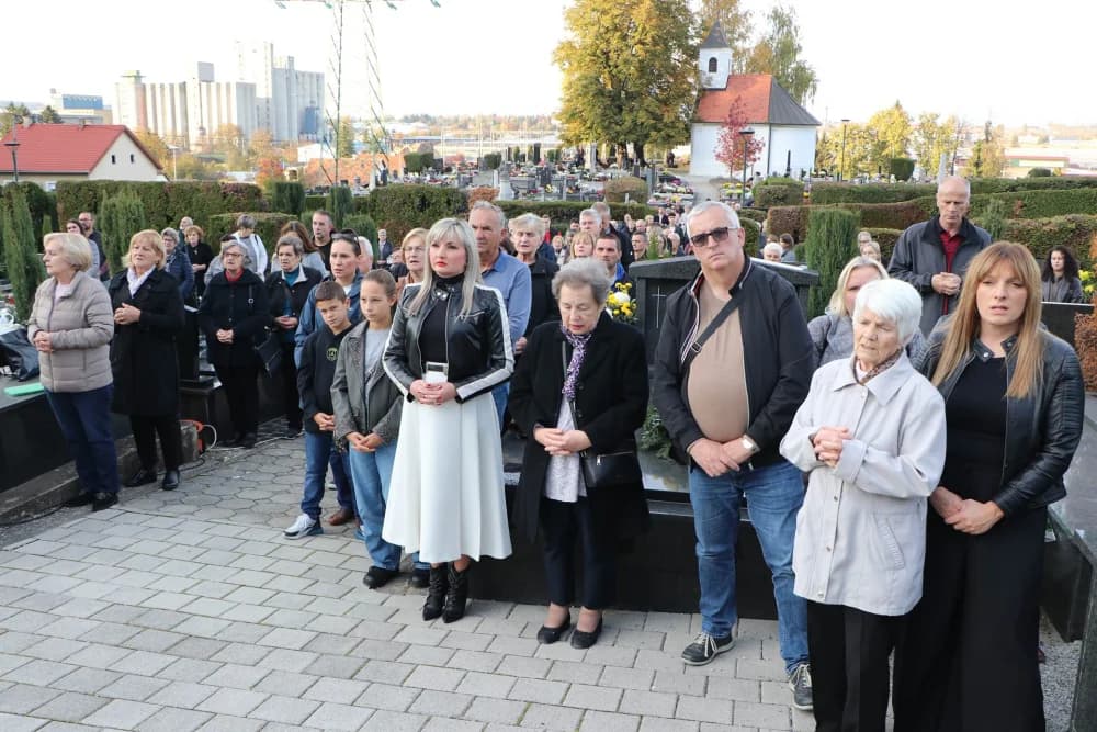 Slavlje Svih Svetih na požeškom groblju sv. Ilije