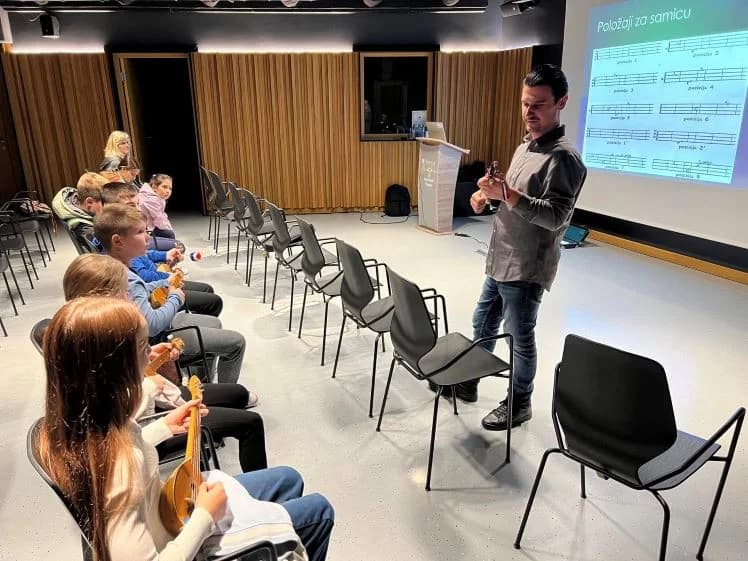 U Muzeju bećarca održan 16. međunarodni seminar za nastavnike tambura i voditelje tamburaških orkestara
