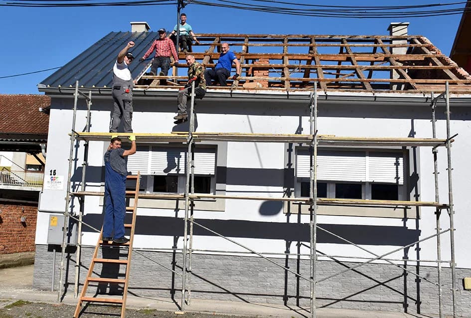 PRUŽILI RUKU PRIJATELJSTVA: Mala pomoć susjeda i lovaca koja je puno značila