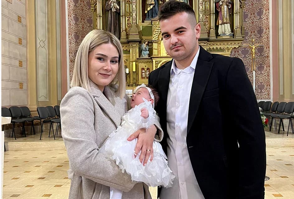 KRŠTENO PRVO DIJETE U OBITELJI NOVAK: Blagoslov na putu odrastanja