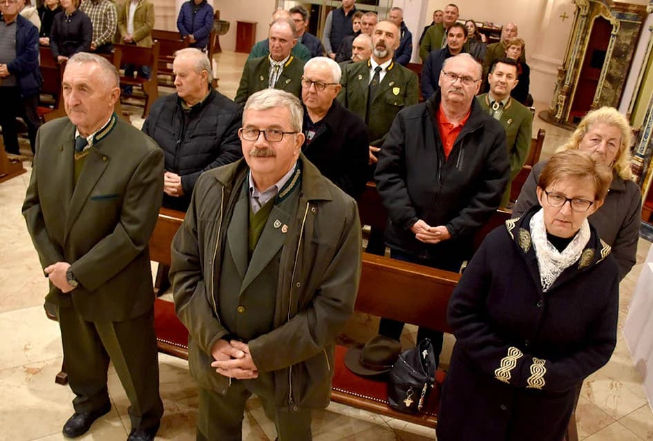 (FOTOGALERIJA) Lovci požeškog i pakračkog kraja proslavili svog zaštitnika
