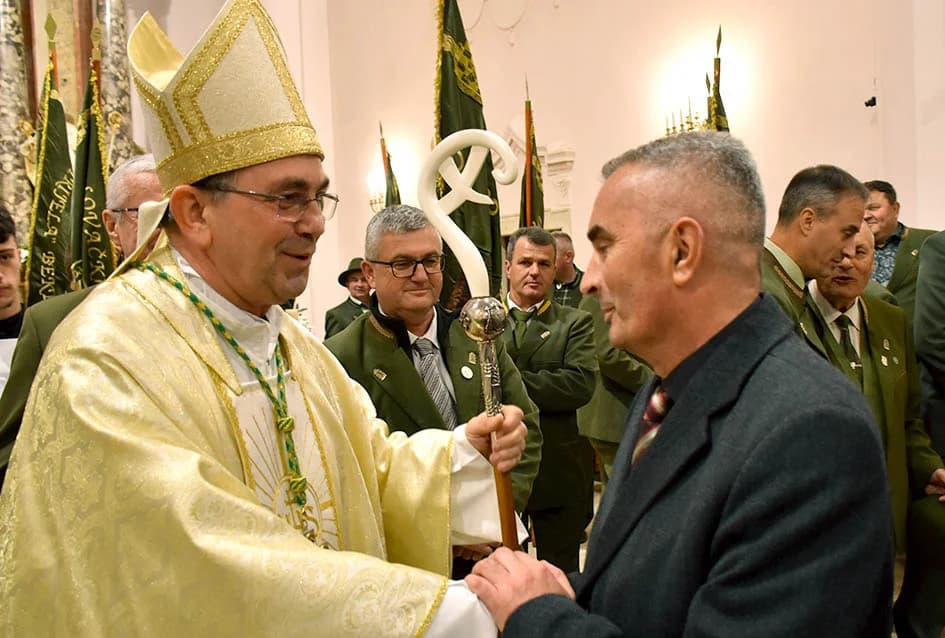 (FOTOGALERIJA) Lovci požeškog i pakračkog kraja proslavili svog zaštitnika