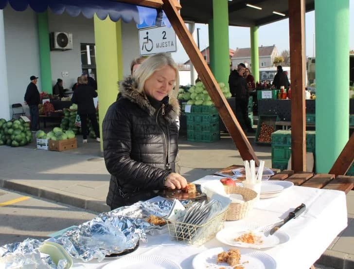 Najbolje štrudle pripremile Ankica Grbeš i Marina Šarić iz Blacka