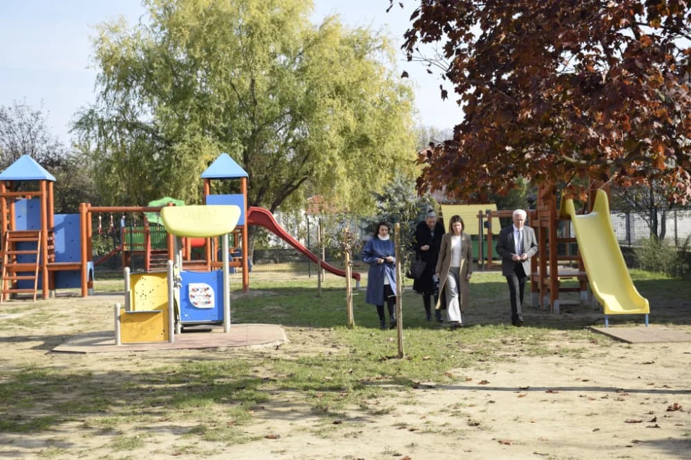 Novo ruho igrališta vrtića „Cvjetna livada“: Kvalitetniji sadržaj za igru i poboljšanu sigurnost