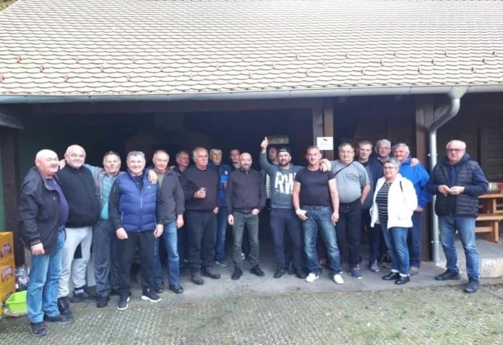 [FOTOZABILJEŠKA] Druženje čaglinskih i brestovačkih šahista na Sovskom jezeru