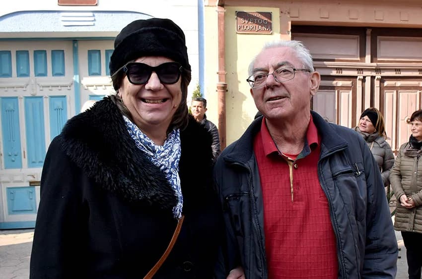 „Njegova uzoritost“ Vlado Bauer - vinski kardinal obavio krštenje mošta u požeškoj pješačkoj zoni