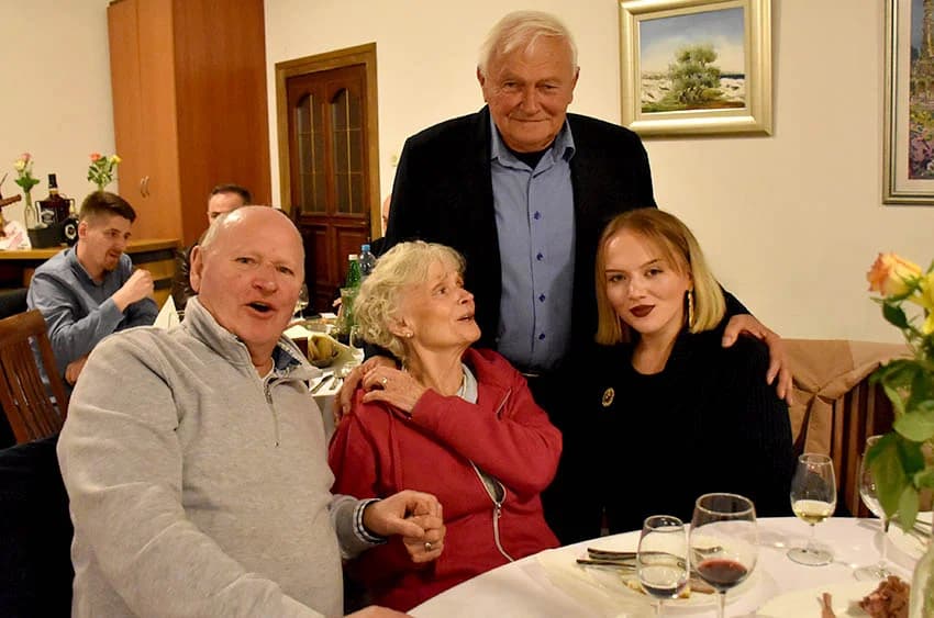 ODRŽANO TRADICIONALNI MARTINJE KOD IVE ENJINGIJA U HRNJEVCU: Ovogodišnji vinski kum Marko Galić, požeški poduzetnik