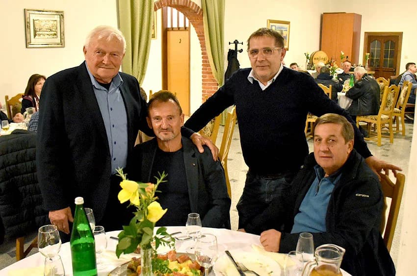 ODRŽANO TRADICIONALNI MARTINJE KOD IVE ENJINGIJA U HRNJEVCU: Ovogodišnji vinski kum Marko Galić, požeški poduzetnik