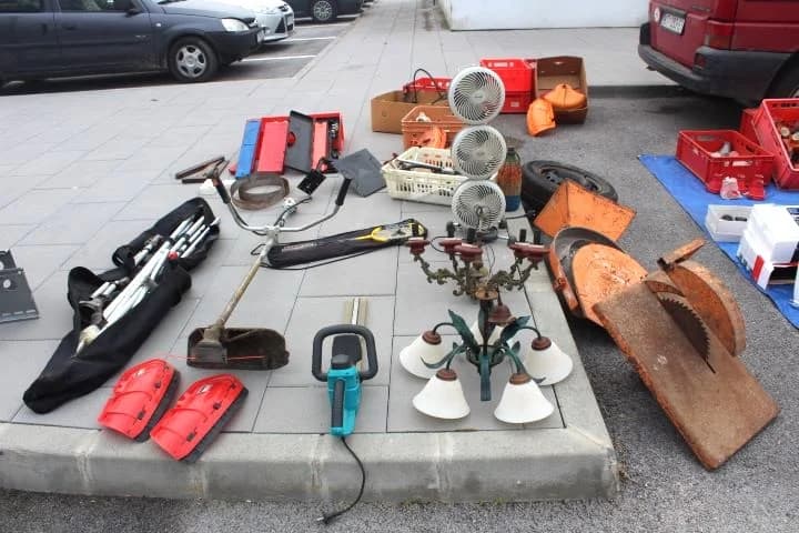 Na prostoru Gradske tržnice u Pleternici održan treći po redu „Buvljak i autopijac“