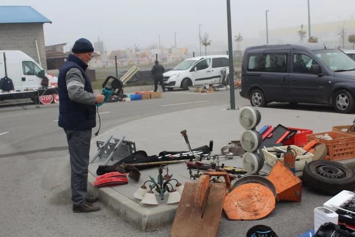 Na prostoru Gradske tržnice u Pleternici održan treći po redu „Buvljak i autopijac“