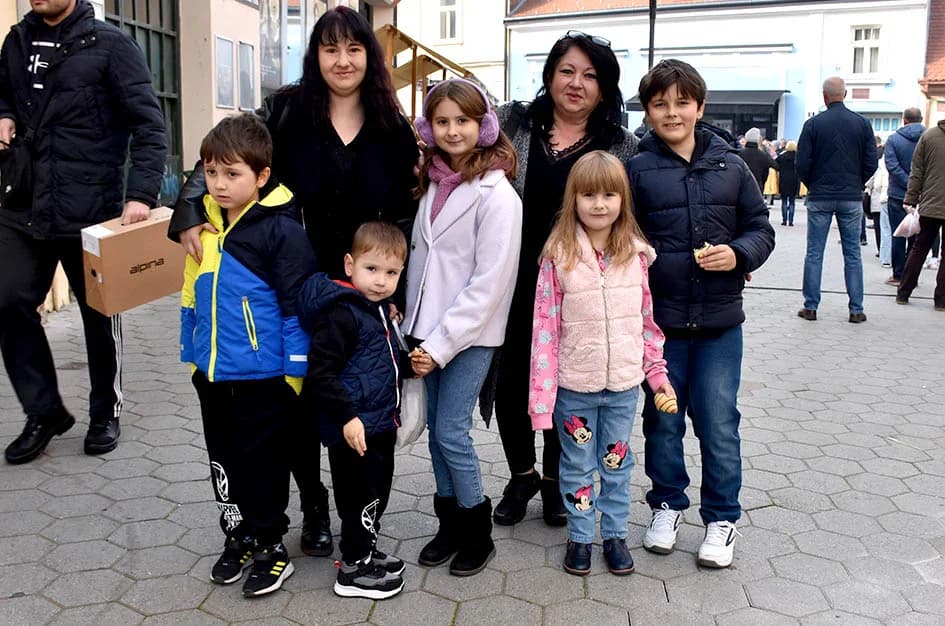 Jesenski sajam u požeškoj pješačkoj zoni okupio više od 60 izlagača