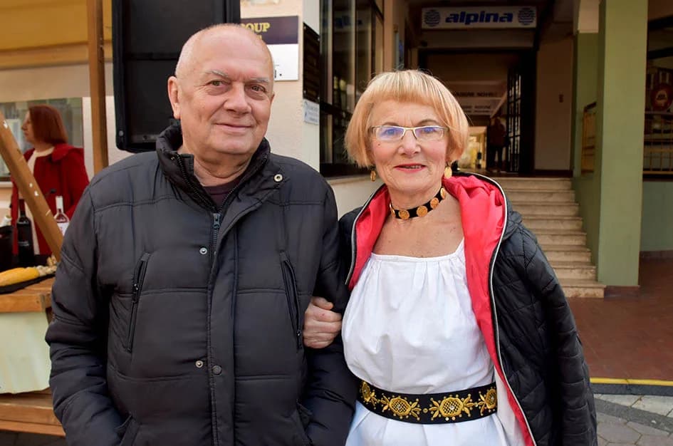Jesenski sajam u požeškoj pješačkoj zoni okupio više od 60 izlagača