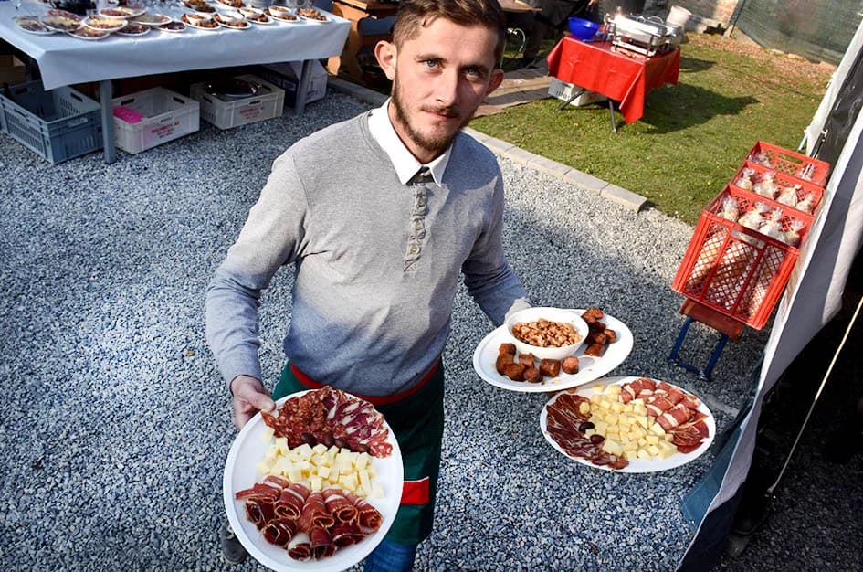 Šime Makarun iz Luna vinski kum obitelji Tandara iz Kutjeva