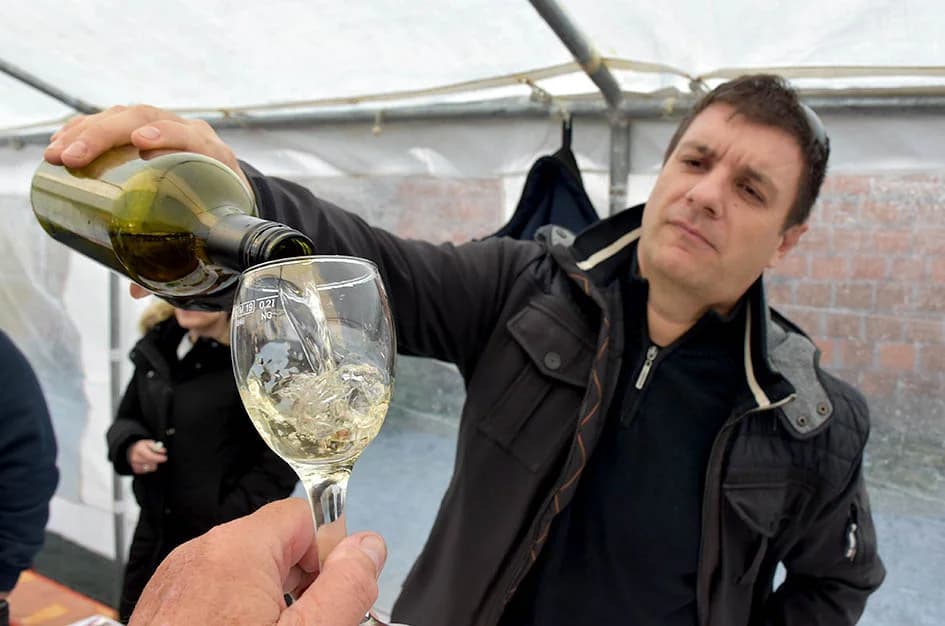 Šime Makarun iz Luna vinski kum obitelji Tandara iz Kutjeva