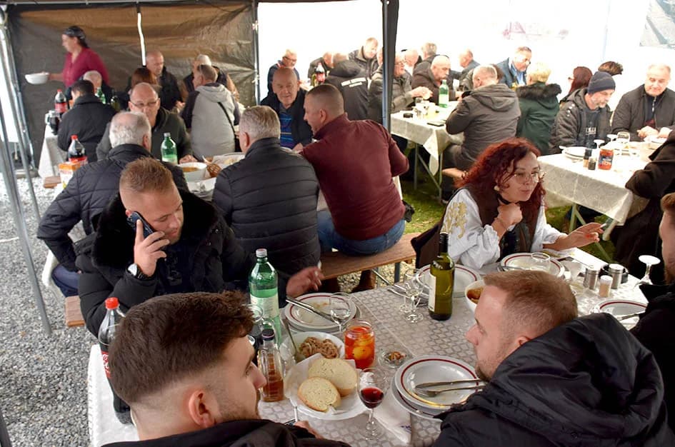 Šime Makarun iz Luna vinski kum obitelji Tandara iz Kutjeva