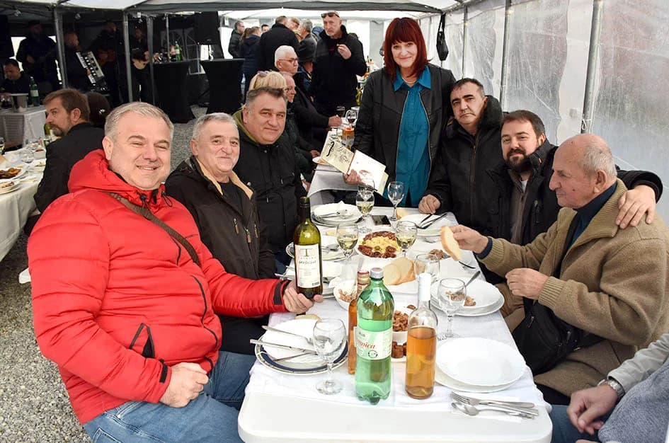 Šime Makarun iz Luna vinski kum obitelji Tandara iz Kutjeva