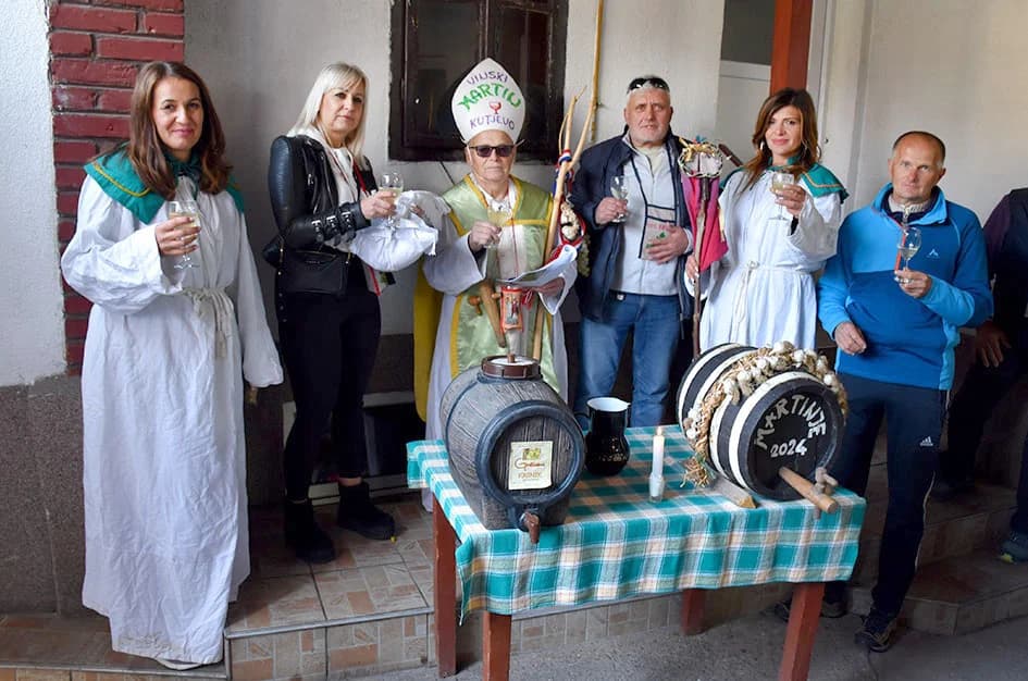 MARTINJE U KUTJEVAČKOJ OBITELJI KRSNIK: Besplatni grah za posjetitelje