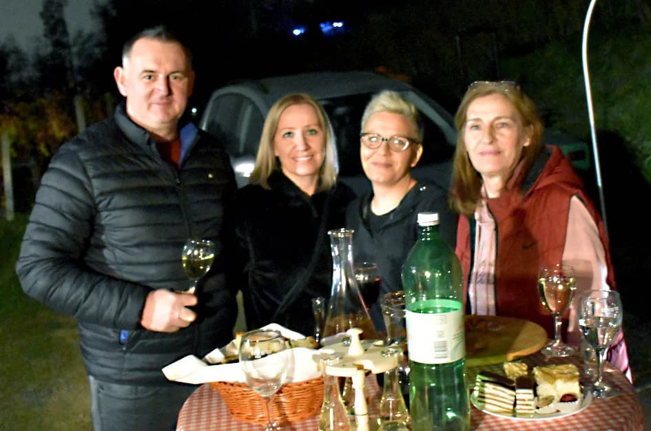 VUKOVIĆEVI NA POŽEŠKOM SOKOLOVCU SLAVILI MARTINJE:  Tradicija duga četrnaest godina