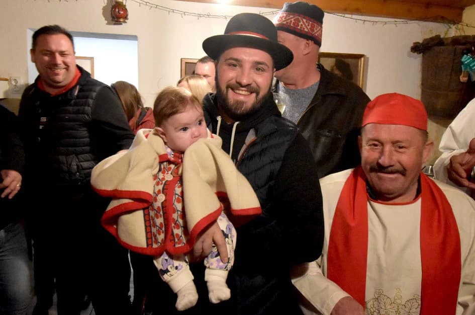 VUKOVIĆEVI NA POŽEŠKOM SOKOLOVCU SLAVILI MARTINJE:  Tradicija duga četrnaest godina
