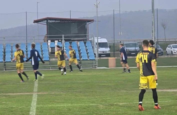 SPORTSKO PARTNERSTVO DVIJU DRŽAVA U PLETERNICI: Odigrana prijateljska nogometna utakmica između veterana Slavije i seniora Šujice