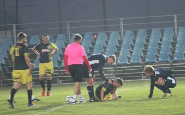 SPORTSKO PARTNERSTVO DVIJU DRŽAVA U PLETERNICI: Odigrana prijateljska nogometna utakmica između veterana Slavije i seniora Šujice