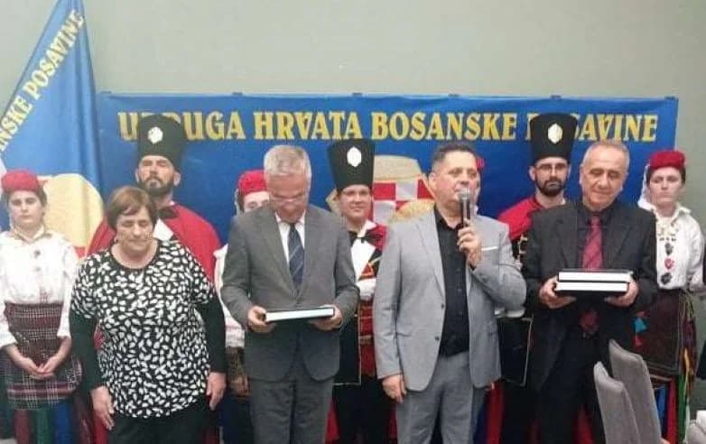 U Vukovaru na pjesničkoj manifestaciji sudjelovali predstavnici Grada Pleternice i Udruge „Matko Peić“