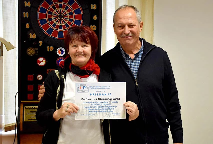 POŽEGA DOMAĆIN 2. TURNIRA U KUGLANJU UDRUGE UMIROVLJENIKA HEP-a SLAVONIJE I BARANJE: Prelazni pehar odnijeli Osječani