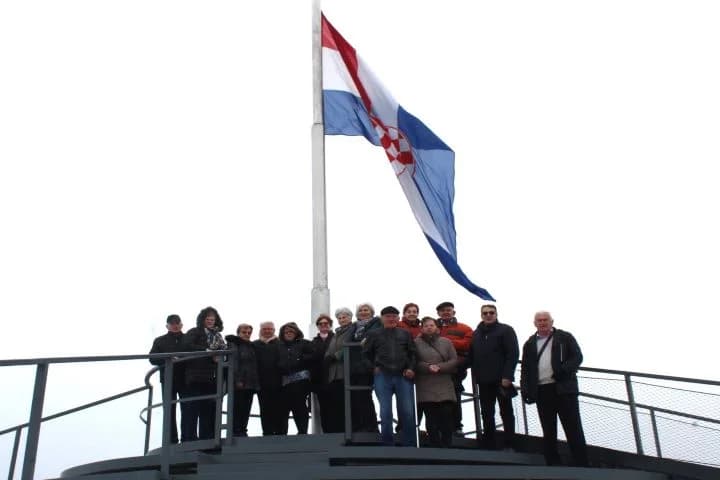 UOČI DANA SJEĆANJA: Pleternički umirovljenici posjetili Vukovar i Ilok