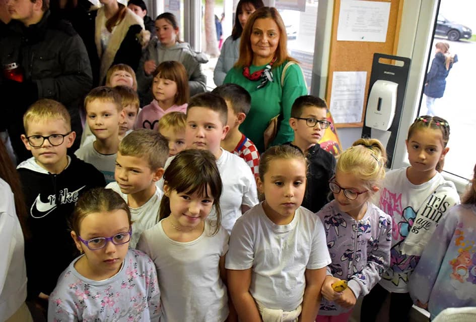 Sjećanje žrtve Domovinskog rata, Vukovara i Škabrnje u Osnovnoj školi „Dobriša Cesarić“