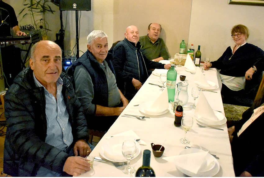 Dan kada vinari izvode supruge na ples