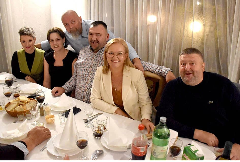 Dan kada vinari izvode supruge na ples