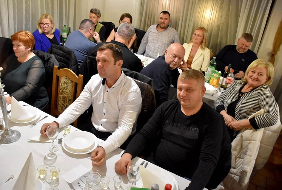 Dan kada vinari izvode supruge na ples