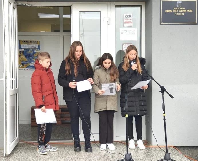 ČAGLINSKA OSNOVNA ŠKOLA: Paljenjem svijeća te likovnim i literarnim izričajima obilježili Dane sjećanja