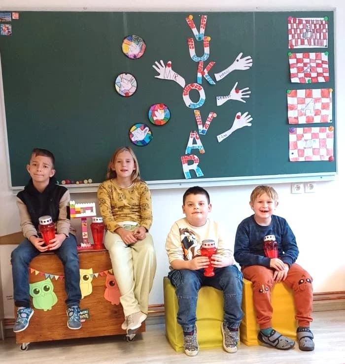 ČAGLINSKA OSNOVNA ŠKOLA: Paljenjem svijeća te likovnim i literarnim izričajima obilježili Dane sjećanja