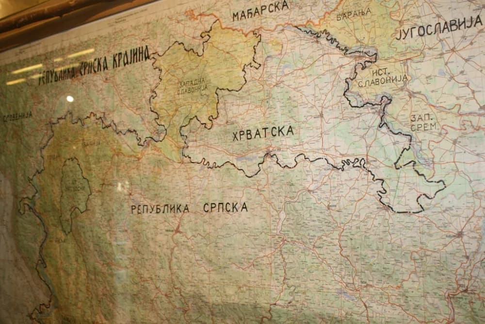 ʼTrenkovi panduriʼ subotu su iskoristili za obilazak Vukovara, uz počasti zapalili i položili svijeće za sve žrtve Domovinskog rata