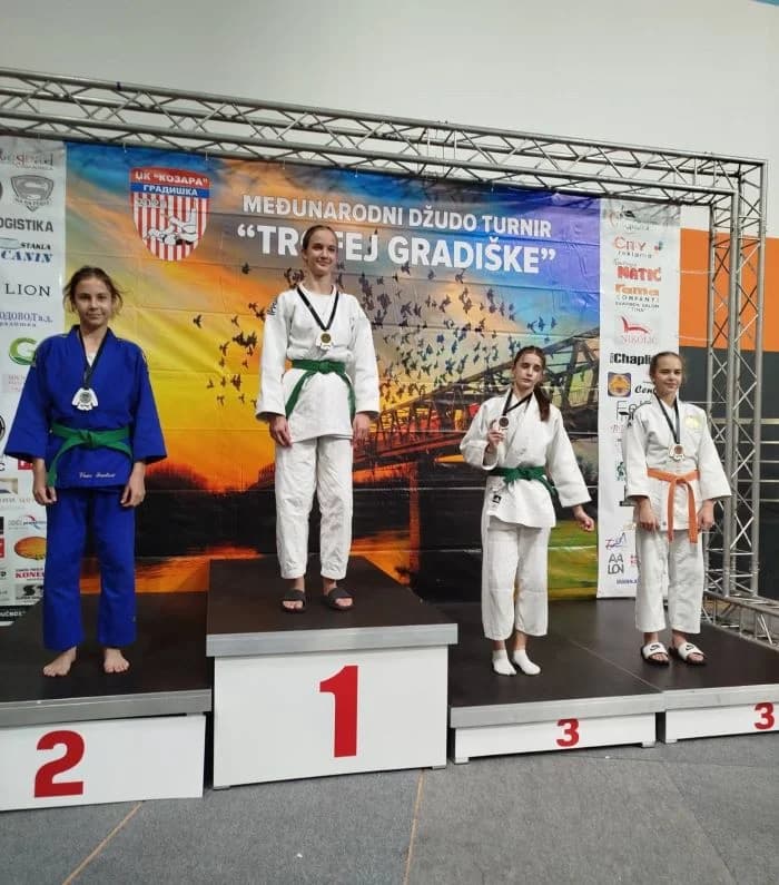 JUDO KLUB „SLAVONAC“: U Bosanskoj Gradiški osvojili čak devet medalja