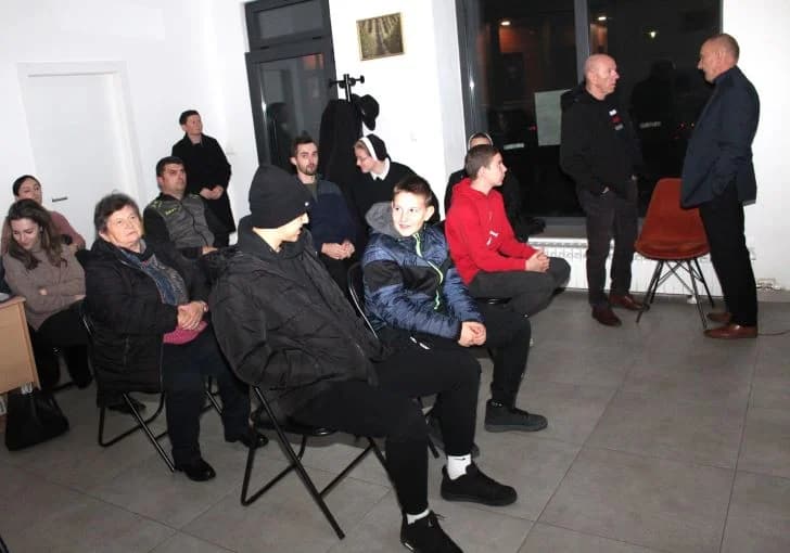 Umirovljeni bojnik Mario Kalan održao predavanje „Vrijeme istine“ u Klubu za mlade Pleternica