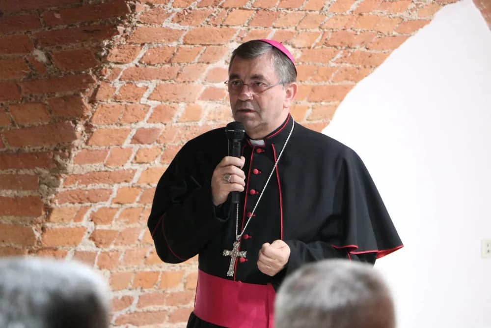 Biskup Ivo primio predstavnike braniteljskih udruga: ʼRadujem se zbog ovoga prvog susreta s vamaʼ