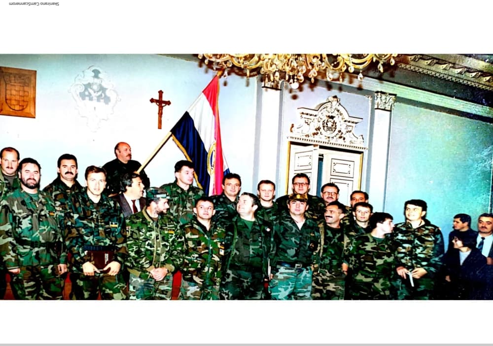 DANAS MU JE ROĐENDAN: General Peternel od Brestovačke satnije do izuzetne vojne karijere
