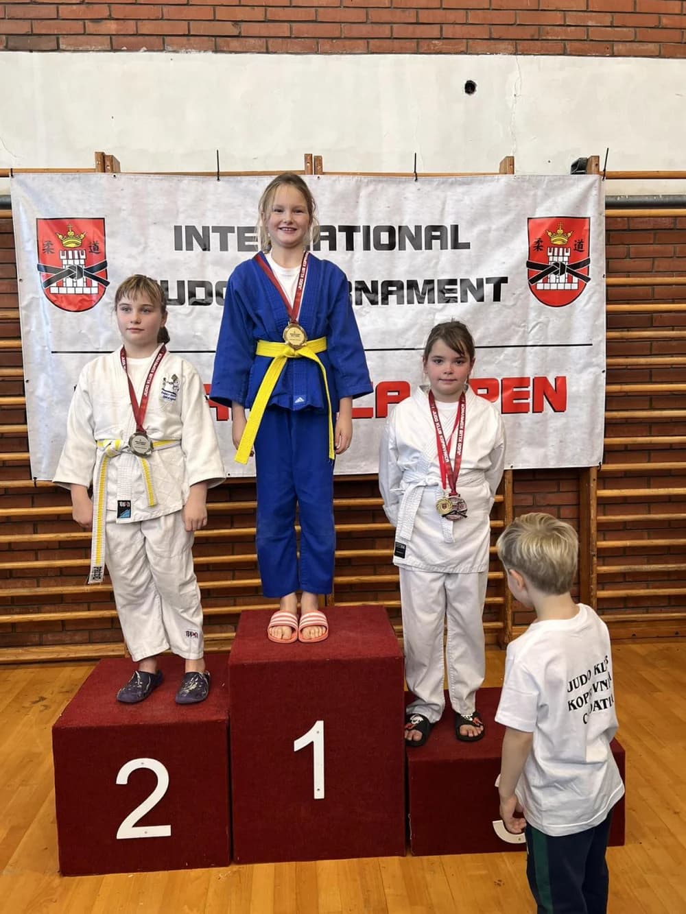 Koprivnica donijela zlatne medalje judašima Jošui Ćuže, Marti Komušanac i Elli Galić