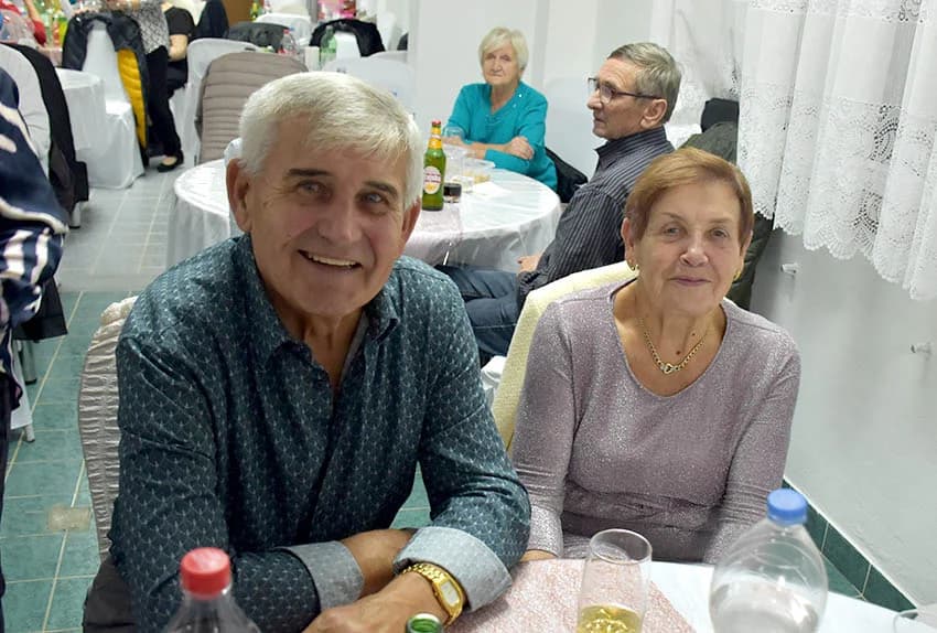 KATARINSKU ZABAVU ODRŽALI VELIČKI UMIROVLJENICI: Prigodno darivane tri Katarine