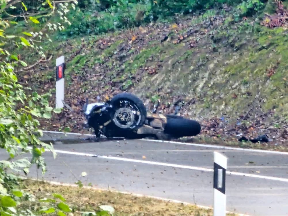 Crna nedjelja - poginula dvojica motociklista: ʼOdjednom sam vidio da zrakom lete dijelovi motoraʼ