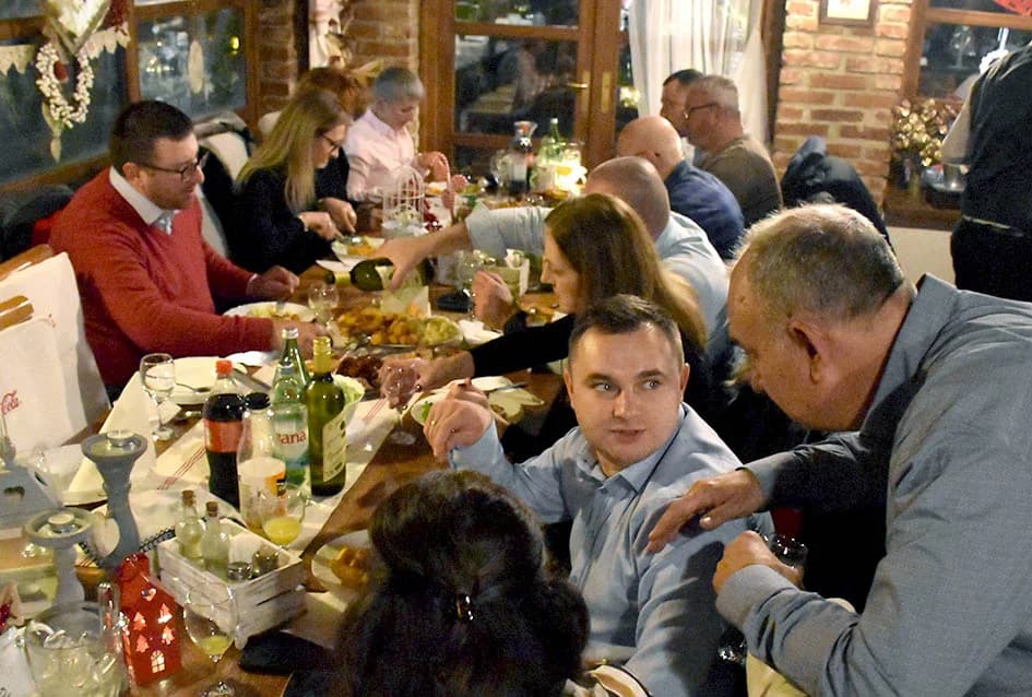 50 GODINA POSTOJANJA OBRTA „ELEKTROMEHANIKA RESANOVIĆ“ IZ POŽEGE Uz jubilej obrta slavili i 20 godina braka