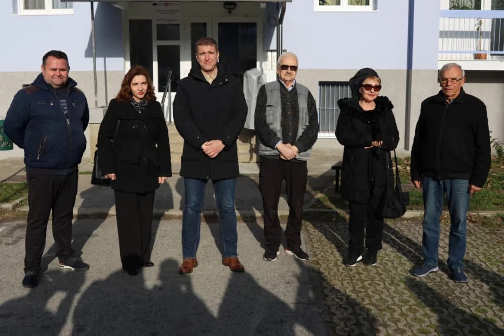 Energetski obnovljena zgrada u Babinom viru: ʼU stanovima već sada osjetimo drukčiji režim grijanjaʼ
