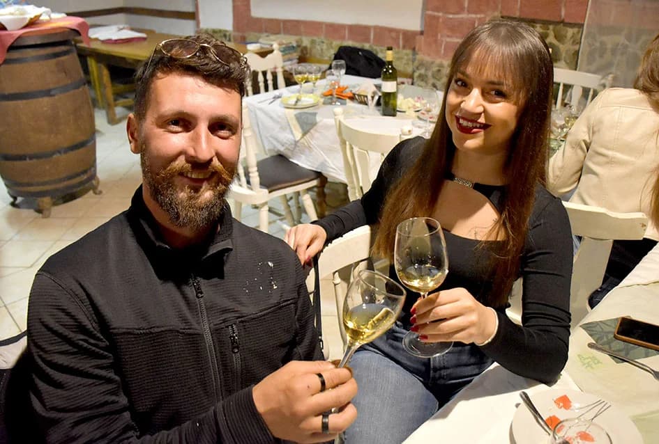 KUTJEVČANIN IMA KRAVU KOJA MUZE GRAŠEVINU PRAVU: Vraćena Ivi Enjingiju, bivšem vlasniku