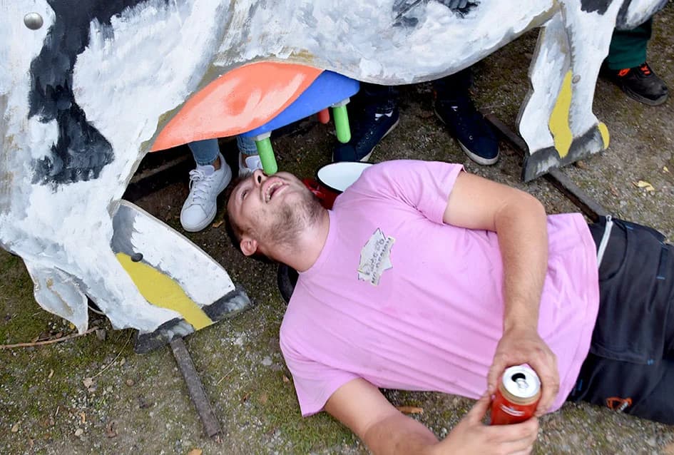 KUTJEVČANIN IMA KRAVU KOJA MUZE GRAŠEVINU PRAVU: Vraćena Ivi Enjingiju, bivšem vlasniku