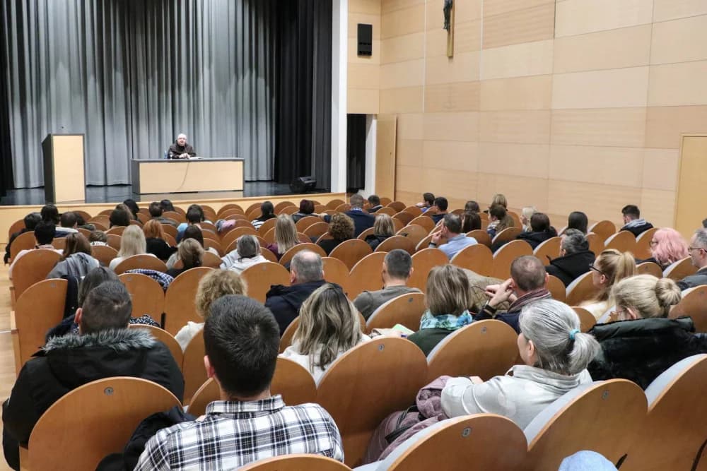 Adventska duhovna obnova vjeroučitelja u Požegi