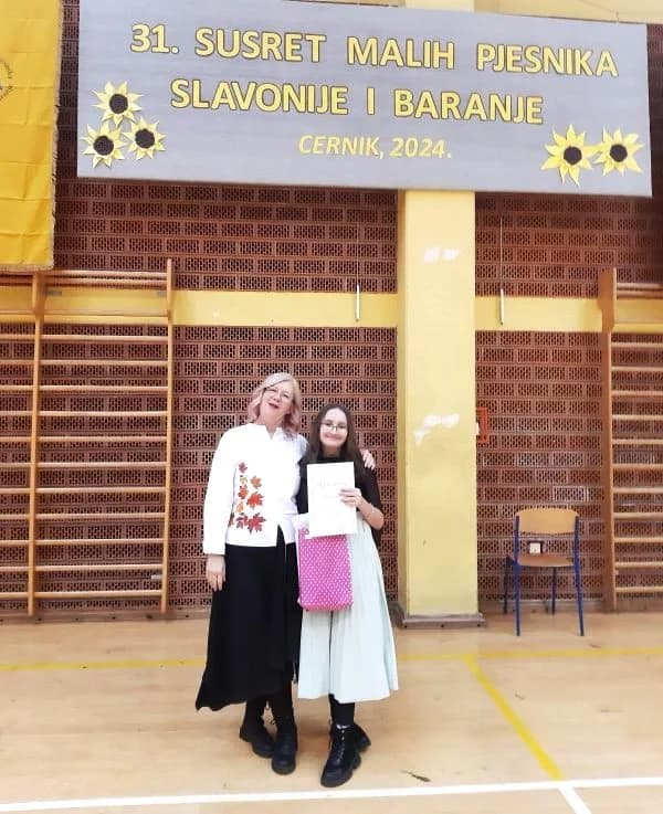 Pleterničkoj učenici Ani Didović nagrada za krasnoslov
