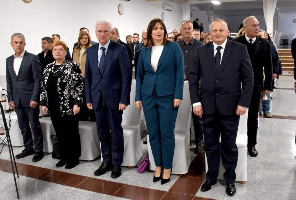 Nagradu Općine Jakšić za životno djelo primio Pavel Treger, a zahvalnice Lucija Jerković, Danijela Rezo, Mira Šulc, OPG Hajzler i HKUD Slavonija